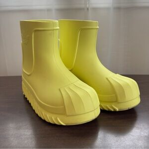 Adidas Bright Yellow Rain Boots - Women’s size 5.5
